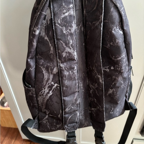 Herschel Nova Mid-Volume backpack in black marble pattern. - Picture 3 of 7
